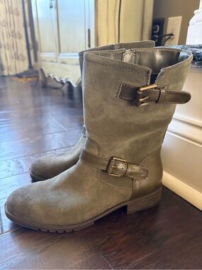 Naturalizer Genna Green Suede Boots Sz7W Olive Boho Whimsigoth Grunge Gorpcore